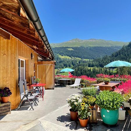 Bnb Guesthouse Lusi Frauenkirch Exterior photo