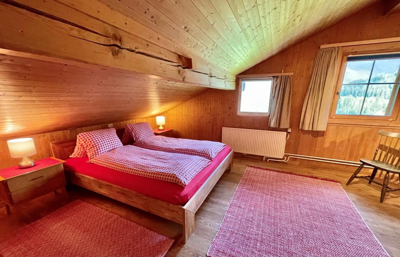Bnb Guesthouse Lusi Frauenkirch Exterior photo
